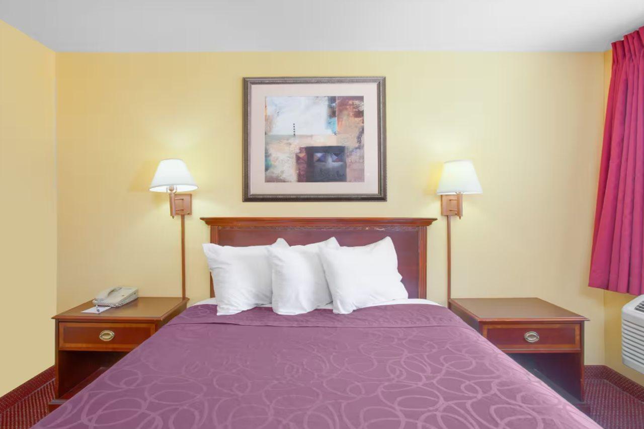 فيلا Baymont By Wyndham كوالينغا المظهر الخارجي الصورة
